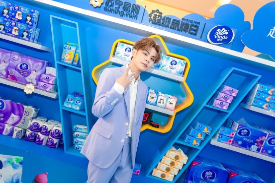 图片包含 室内
描述已自动生成