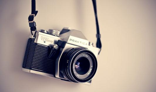 春节踏雪旅行如何在严寒中使用相机?